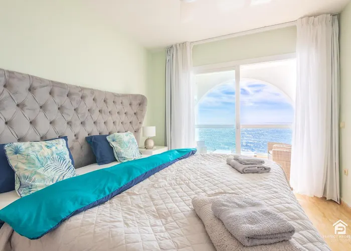 Apartment Aguamarina On The Beach Front
